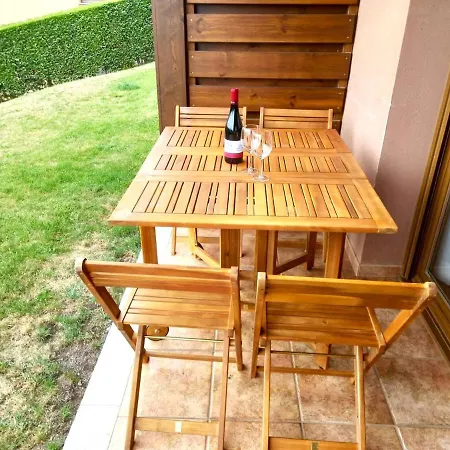 Planta Baja Con Jardin En Apartman